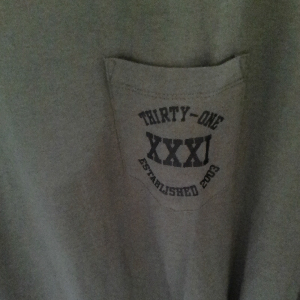 Thirty-One Men's Tee with Pocket - Gray